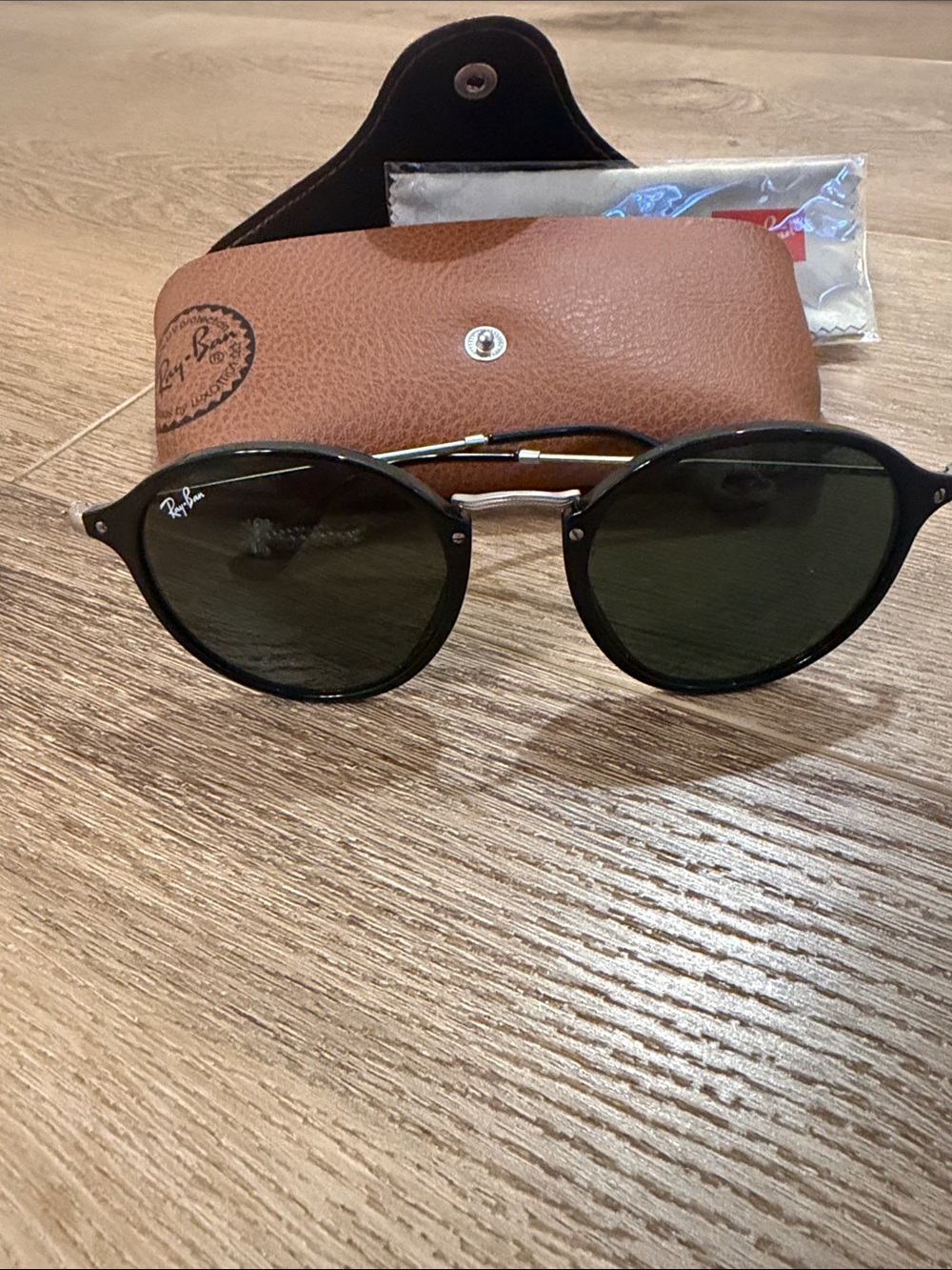 Ray ban sunglasses- round black